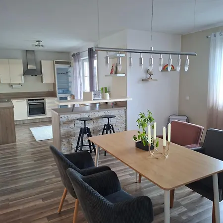 Διαμέρισμα Seeblick Seeham